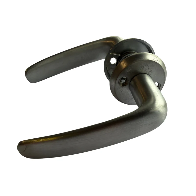 Ytterdörrhandtag A267 mattkrom dubbelverkande fjäder