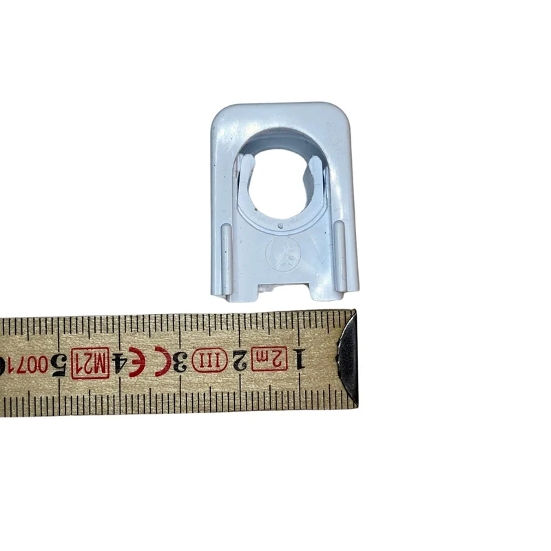 Rörklammer 25mm plast för väggmontage