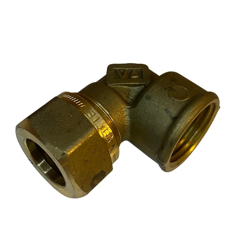 Vinkelkoppling invändig Vatette mässing 15 mm