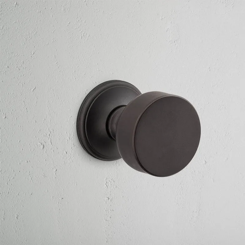 Onslow Passage Door Knob Set - Bronze