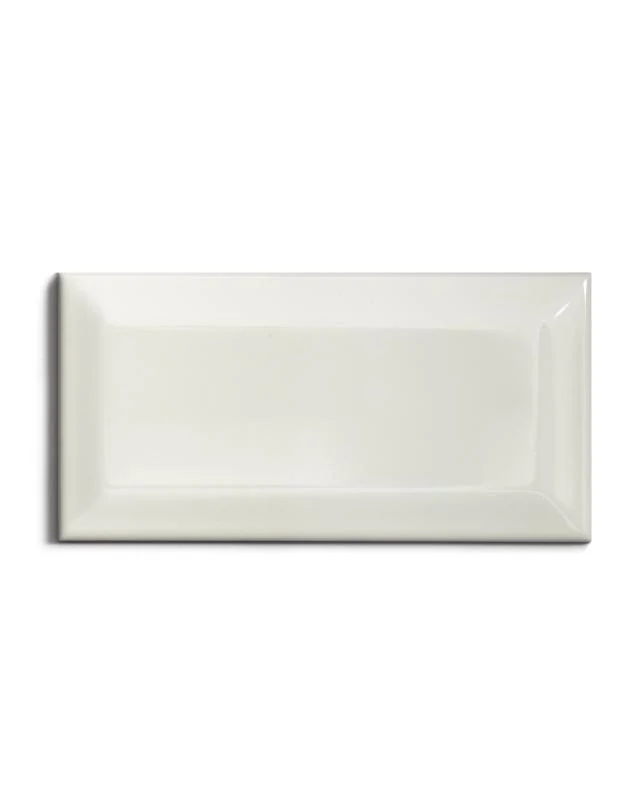 Kulörprov - Kakel Victoria - Fasad kant elfenbensvit, blank