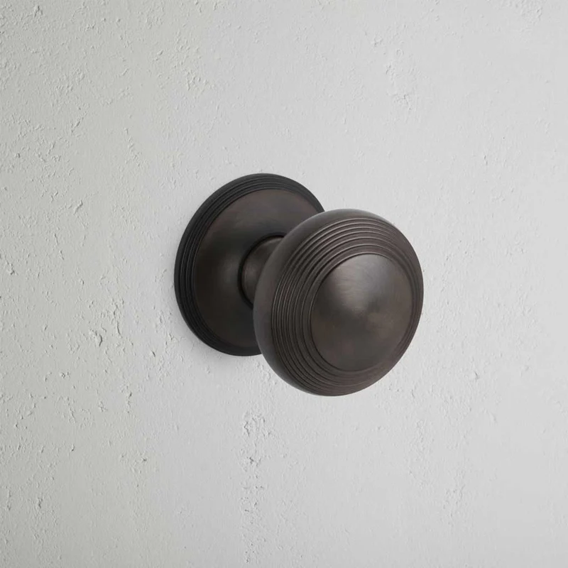 Poplar Sprung Door Knob - Bronze