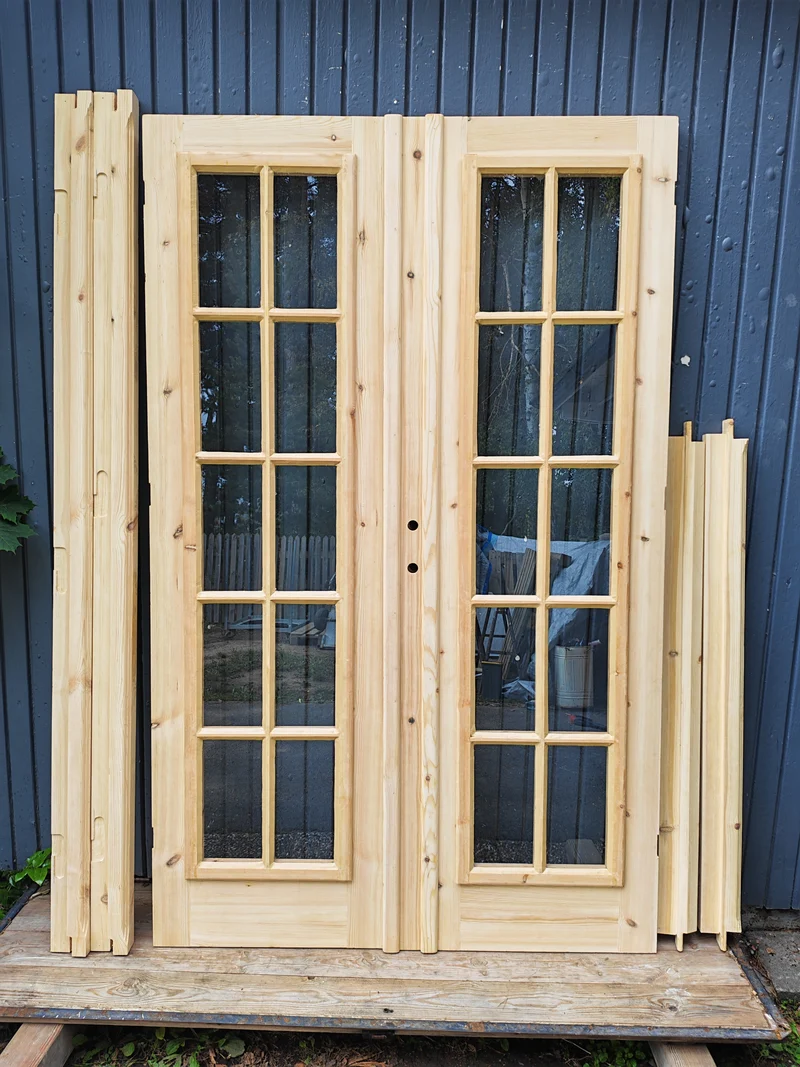 Art 905 Såld B130 H208 19500 kr
