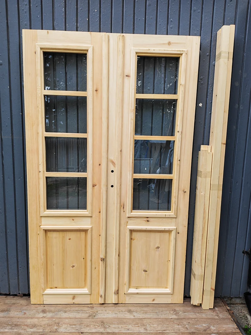 ART A822 SÅLD B120 H195 BR70 18500 KR ENKEL GLAS