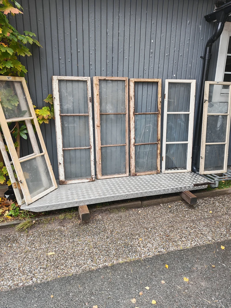 ART 26F 7ST B48 H138 D3 GAMALT GLAS 800 KR PER ST (2ST HELA 5ST BEHÖVE BYTA GLAS)