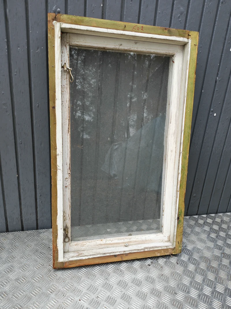ART 602 B60 H100 D10,5 KOPPLADE PRIS 1500KR behöver fram ruta