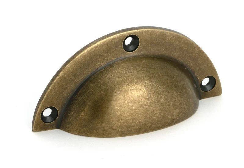 Skålhandtag Plain Drawer Pull antik mässing