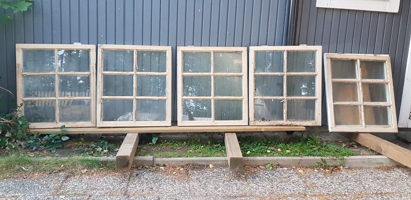 ARTIKELNUMMER 64 2st. b63 h71.5. pris 950 st