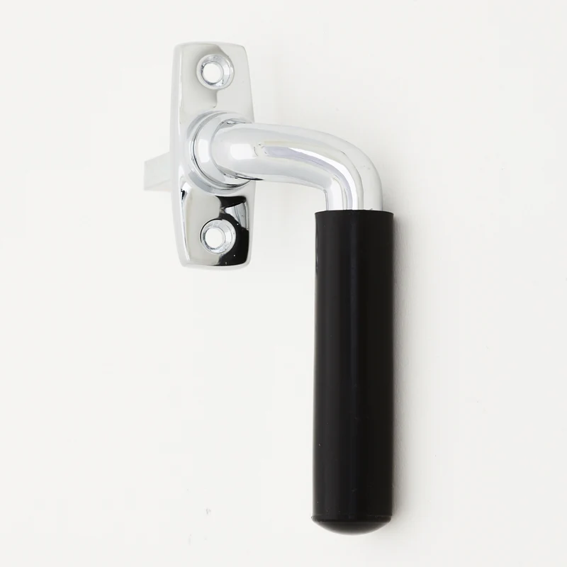 Fönsterhandtag 2382 höger krom med grepp i svart plast