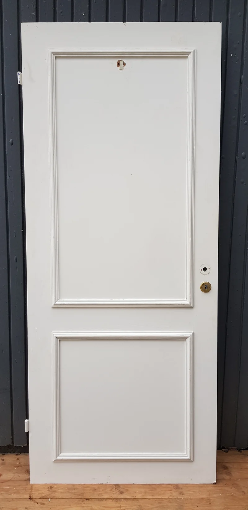 ART 775 B84.5 H202.5 D4 PRIS 2500 KR VÄNSTER