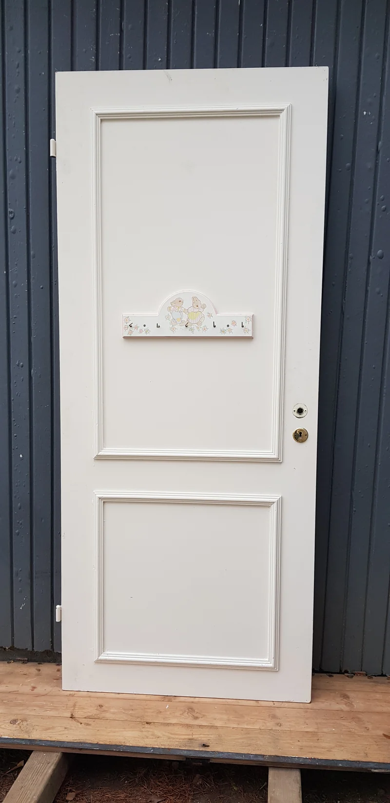 ART 776 B84.5 H202.5 D4 PRIS 2500 KR VÄNSTER