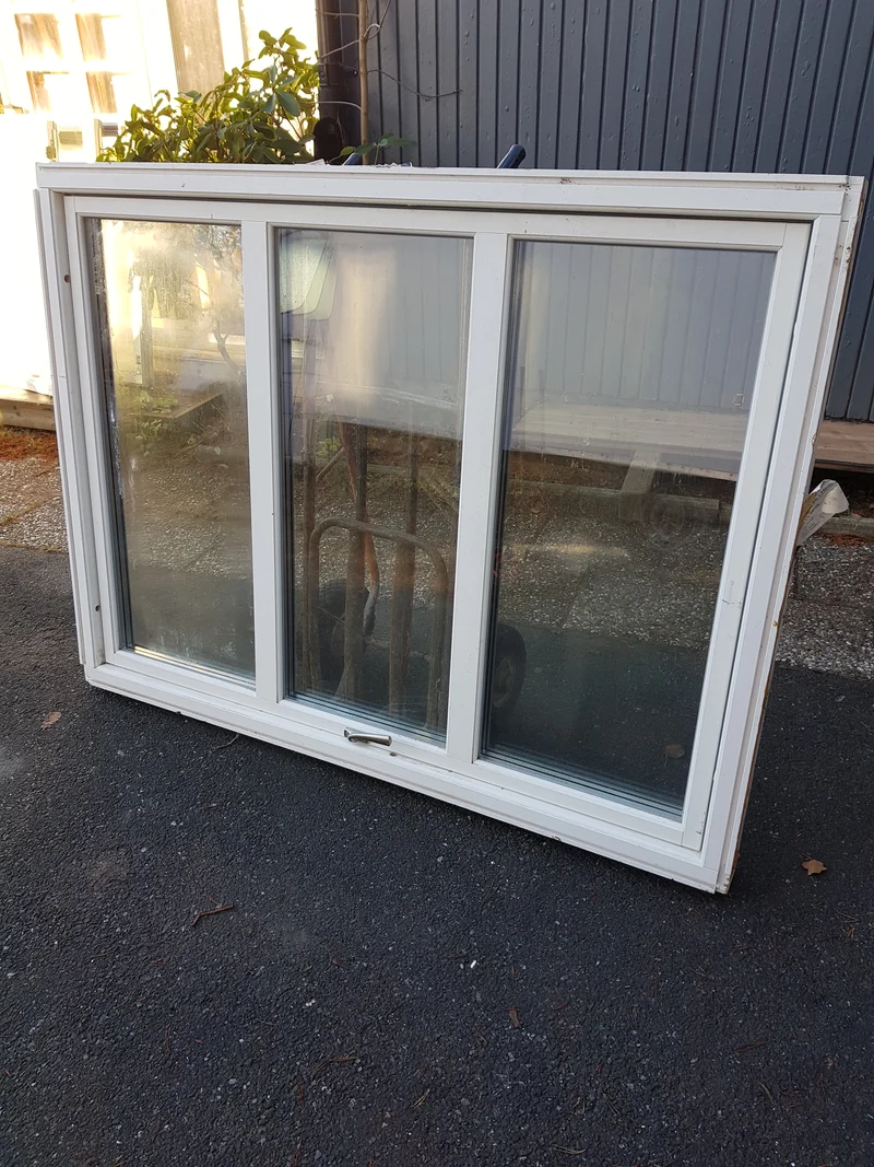 ART 754 B 160 H 120 PRIS 6500 KR 3glas mockfjärd