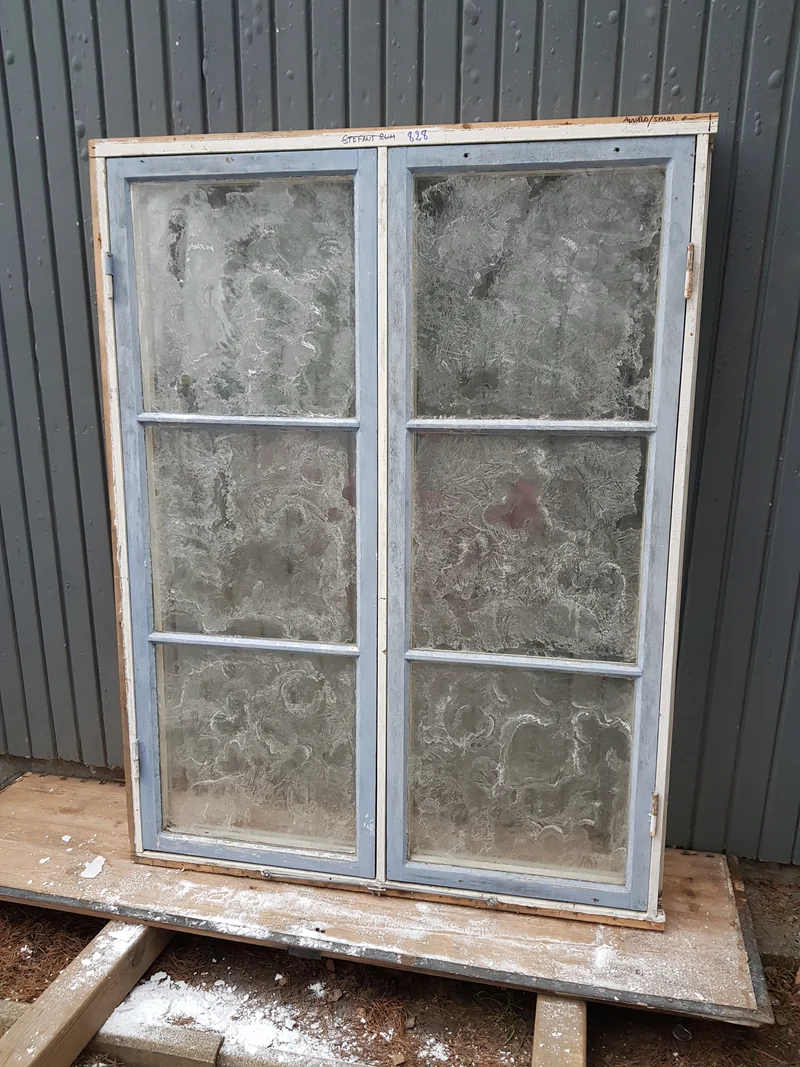 Art 828 b118.5×h155.5×12 3500 kr klar glas.