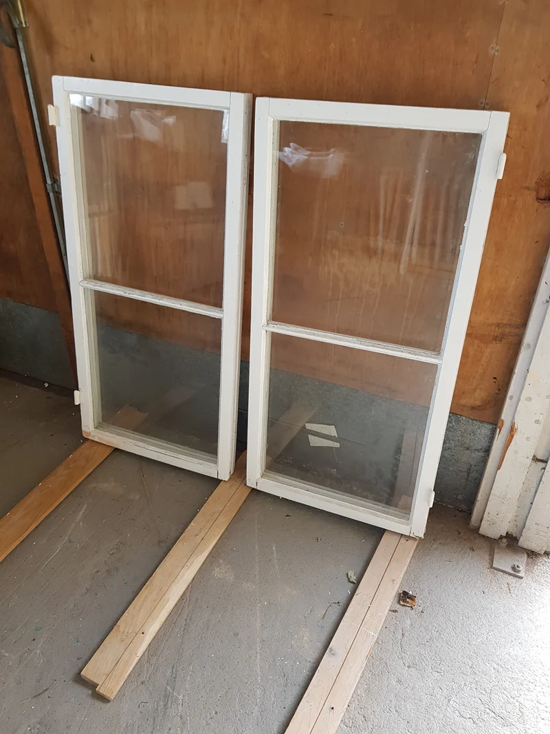 Art 852A 2st b53.5 h107.5 1500kr st utan karm (Borlänge)