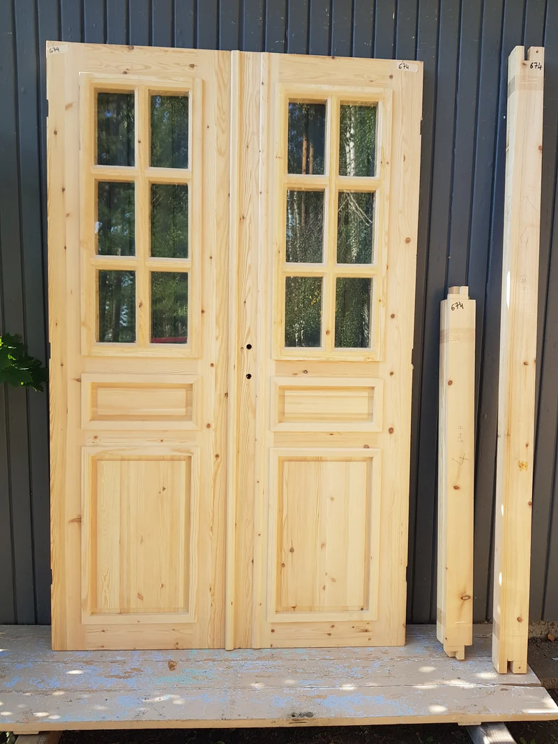ART 674 Nytillverkad pardörr i gammal stil