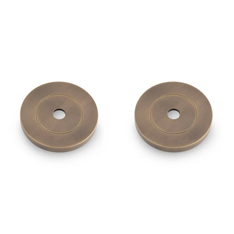 Bakplatta Till Pull Bars i Antik Mässing (Matcher Spitfire Hammered Pull Bar)