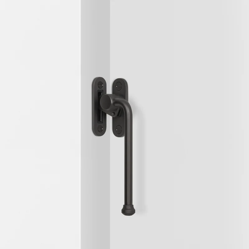 Southbank Lockable Casement Window Handle With Plate Right - Bronze