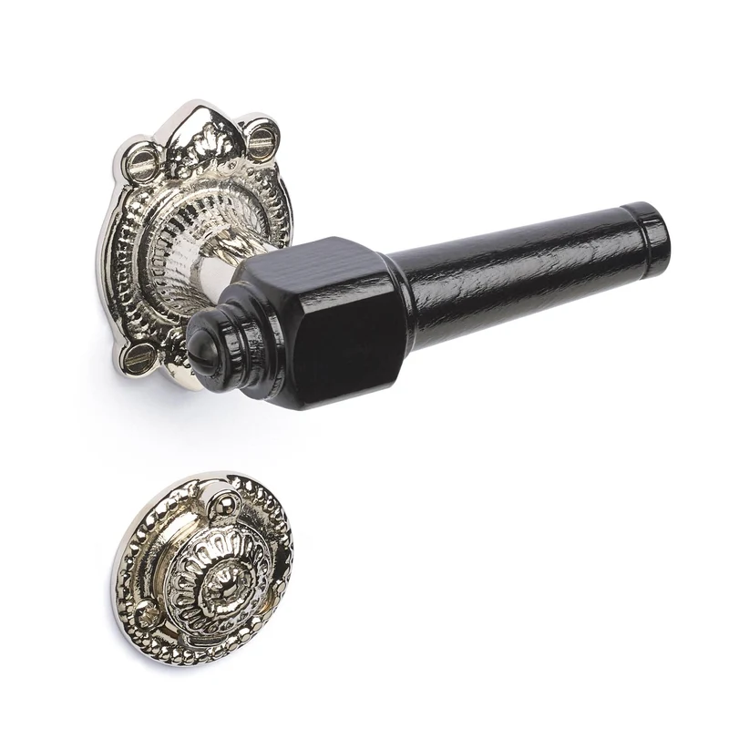 Svanemølle | Dörrhandtag i Svart / Nickel - 1670/1671 rosetter och nyckelskyltar