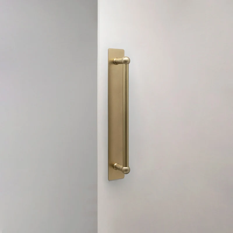 Harper Single Pull Handle with Plate 320mm - Antique Brass