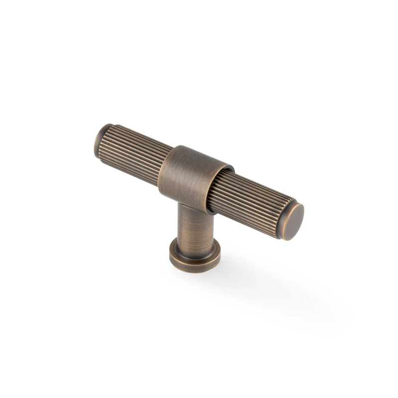 Kingston Reeded | T-Handtag i Antik Mässing