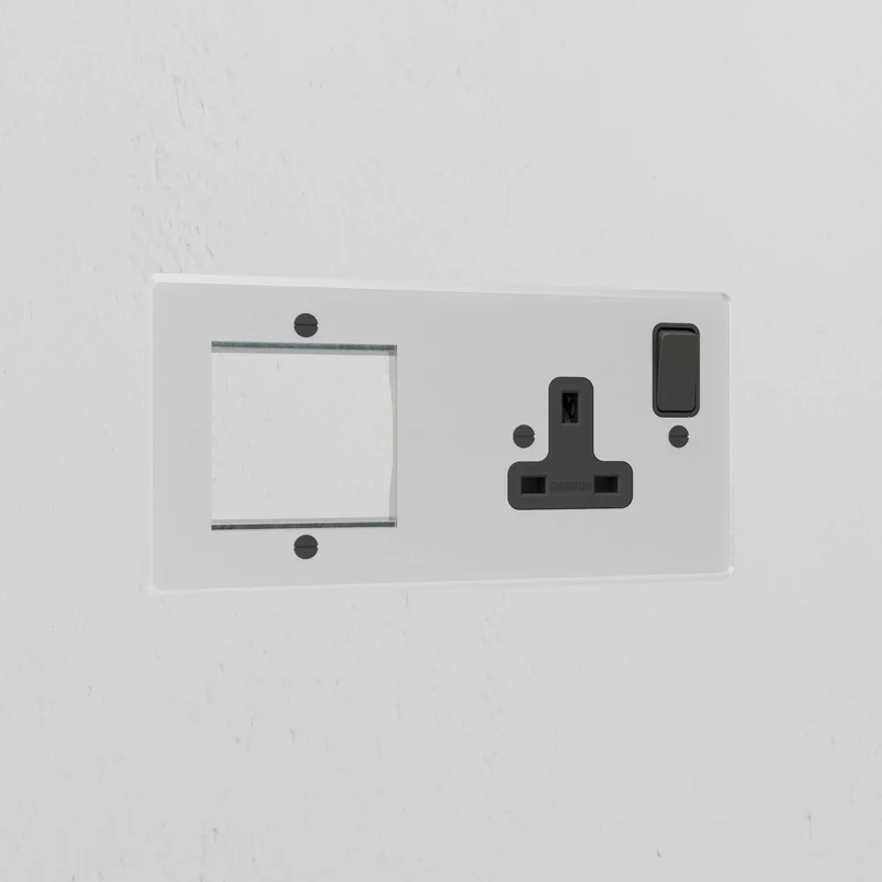 50mm Module & Single Socket Plate - Clear | Black