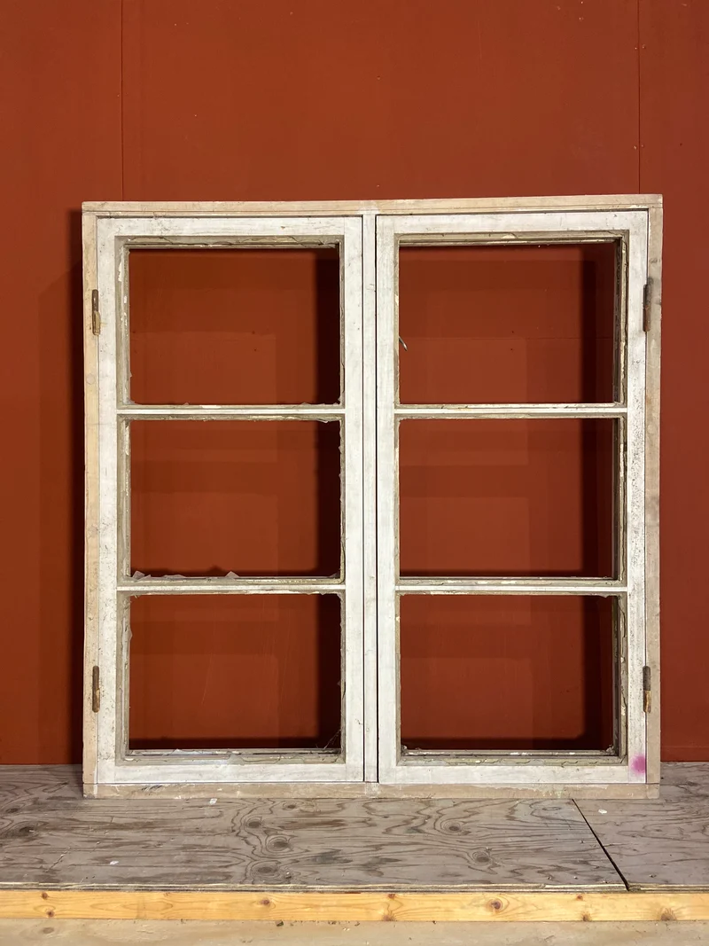 Fönsterbågar med karm, 124 x 119 (Nr 28)