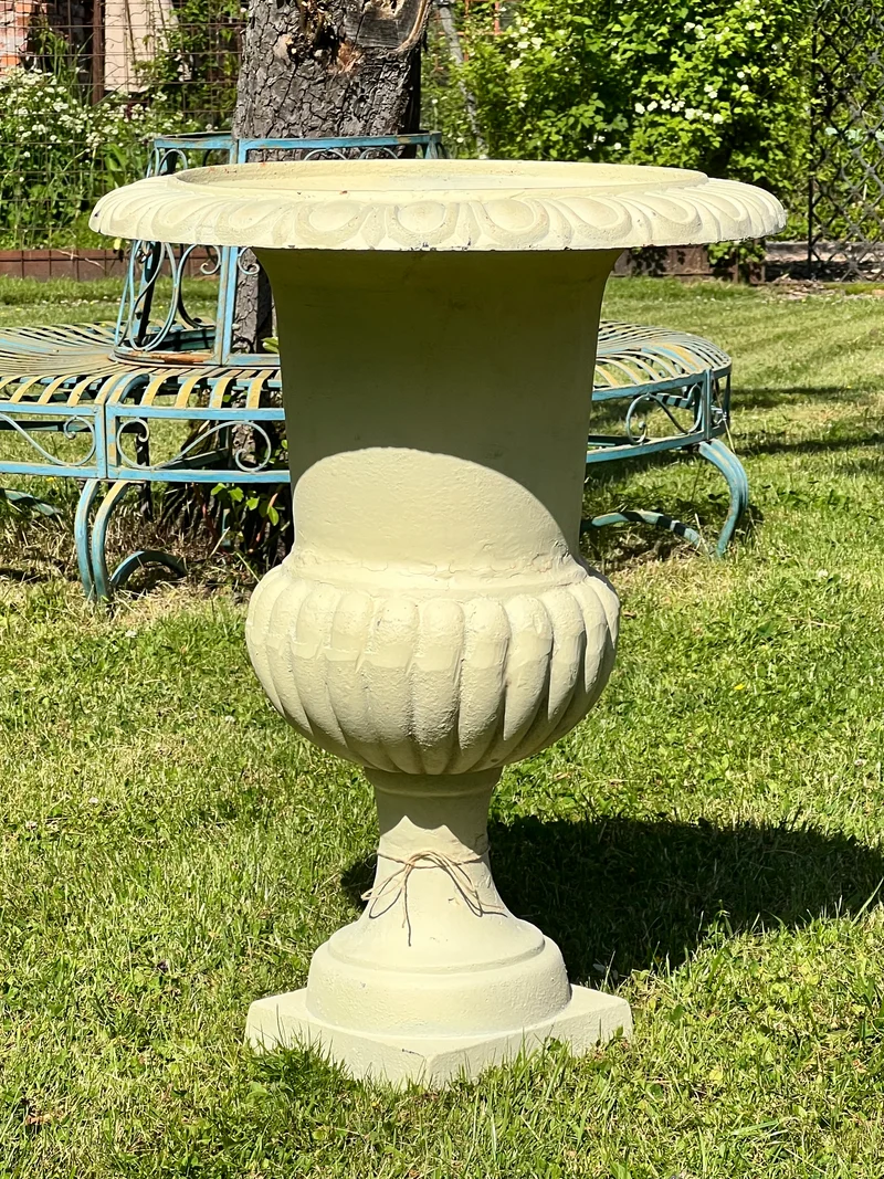 Urna i Gjutjärn 75cm