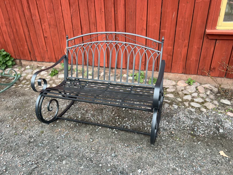 Gungsoffa svart