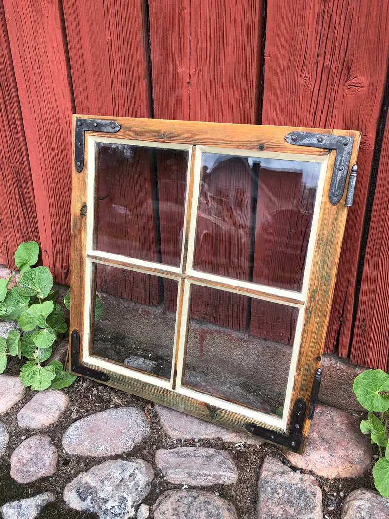 Spröjsad fönsterbåge 50x52