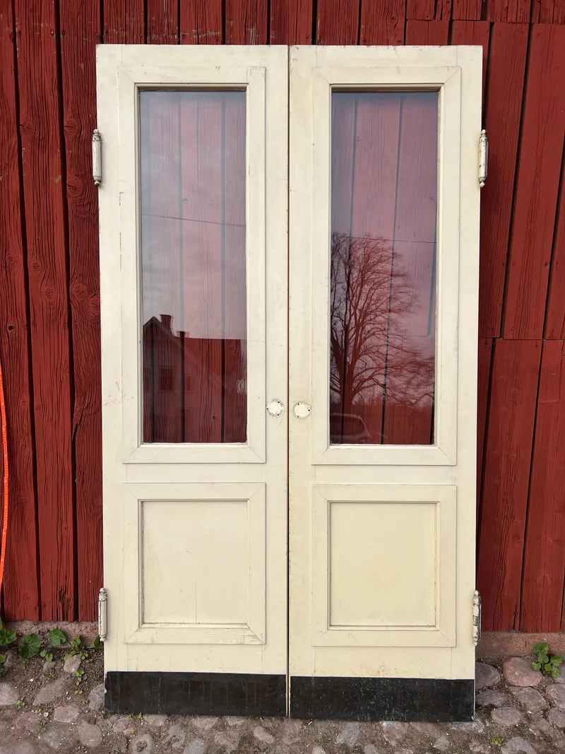 Svängdörr 130x230