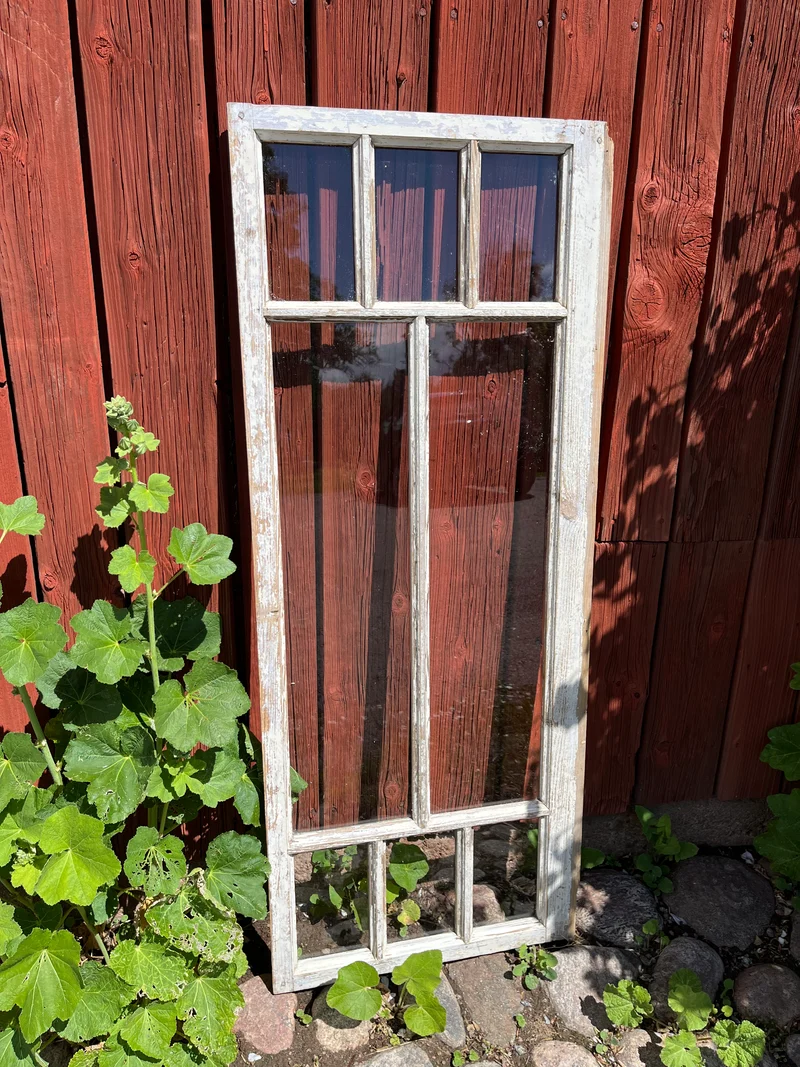 Spröjsad fönsterbåge 49x122