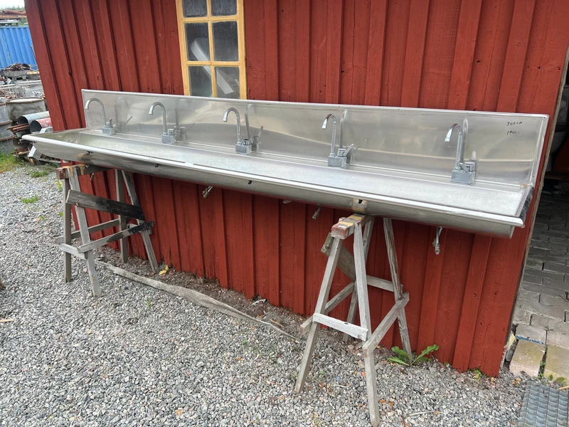 Tvättränna rostfri 300 cm