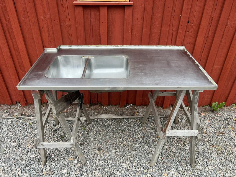 Diskbänk rostfri 120 cm