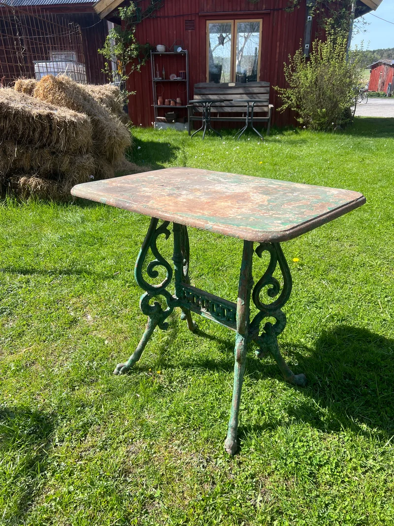 Trädgårdsbord gjutjärn