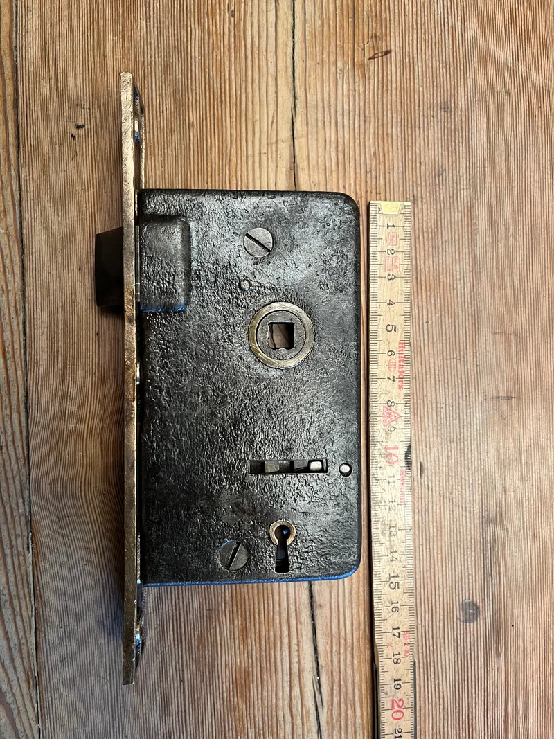 Låskista 55 mm