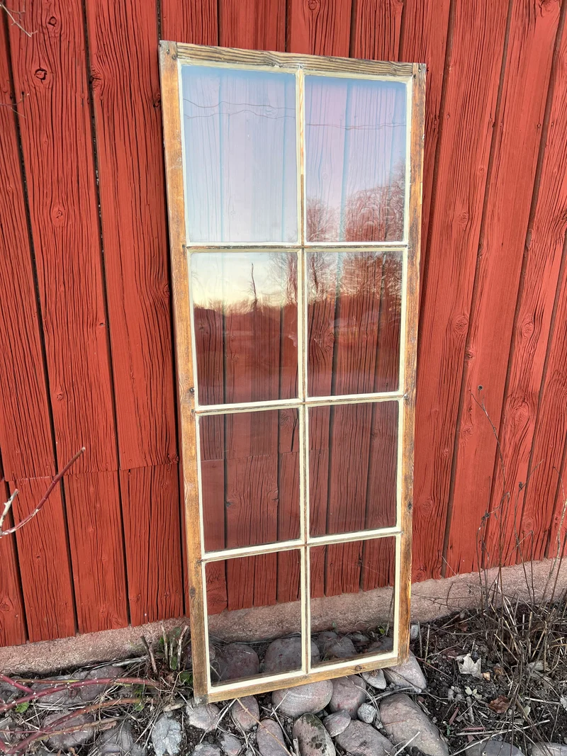 Spröjsad fönsterbåge 61,5x159,5