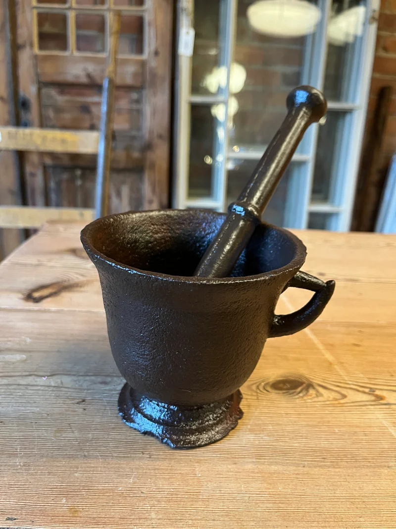 Mortel Gjutjärn 12cm