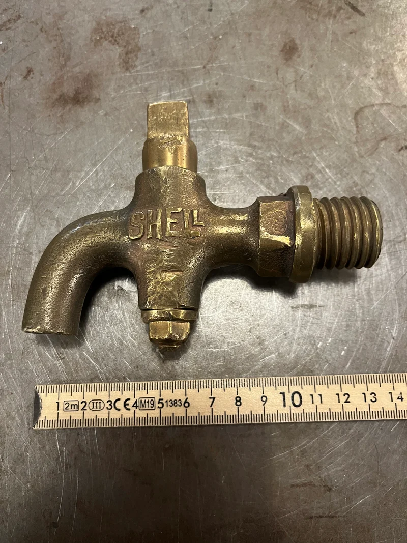 Mässingskran Shell