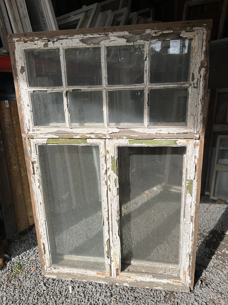 Fönster med karm 111x166