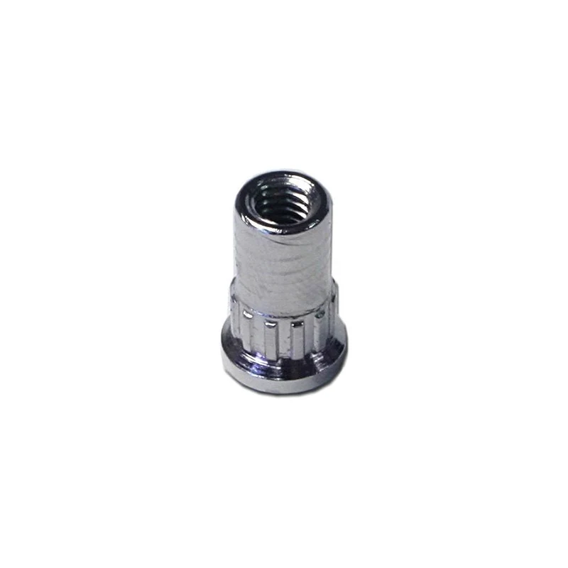 Hylsmutter M5 nickel